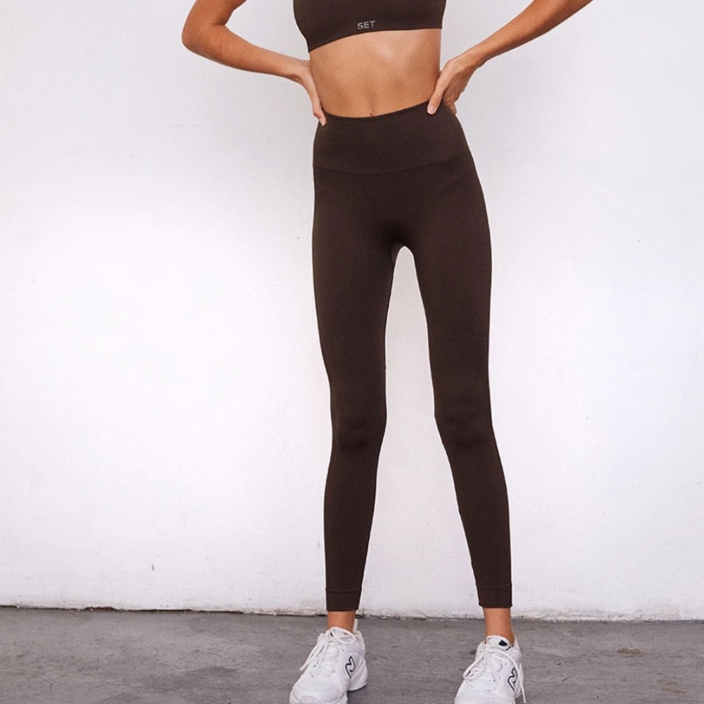 SET ACTIVE Espresso NWT Leggings- NOT SEE THROUGH!